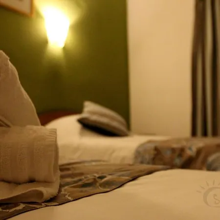 Sunstone Boutique 3*