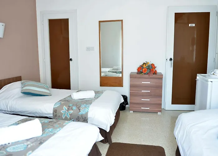 Pensiune Sunstone Boutique Buġibba